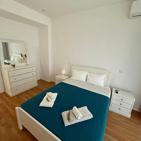 Casa Teixugueiras * Louredo (Braga)
